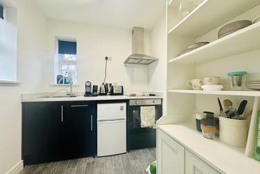 1 bed flat, Park Road, Lenton, Nottingham, NG71JG - Image 2